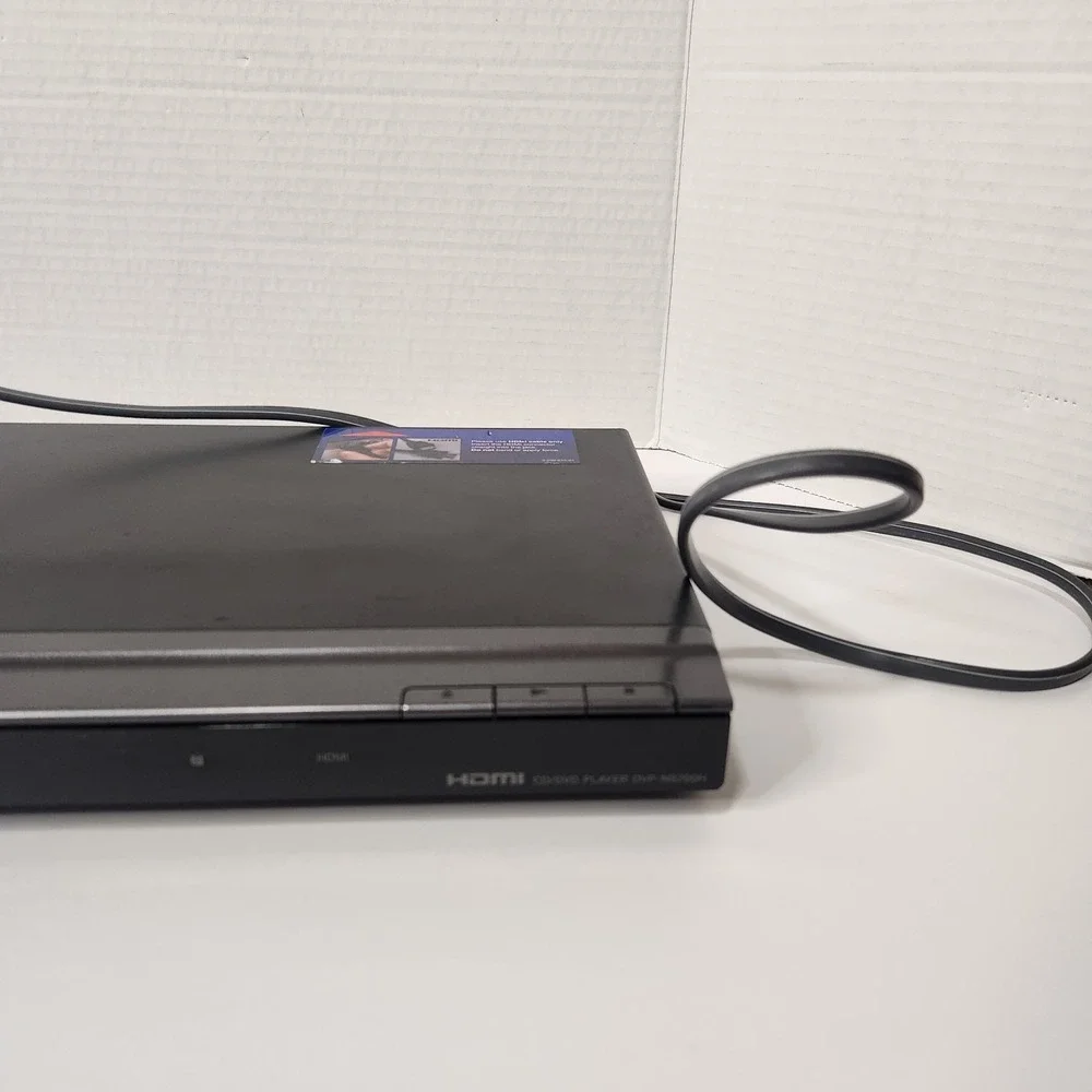 Sony‎ DVD And CD Player DVP-NS700H HDMI
